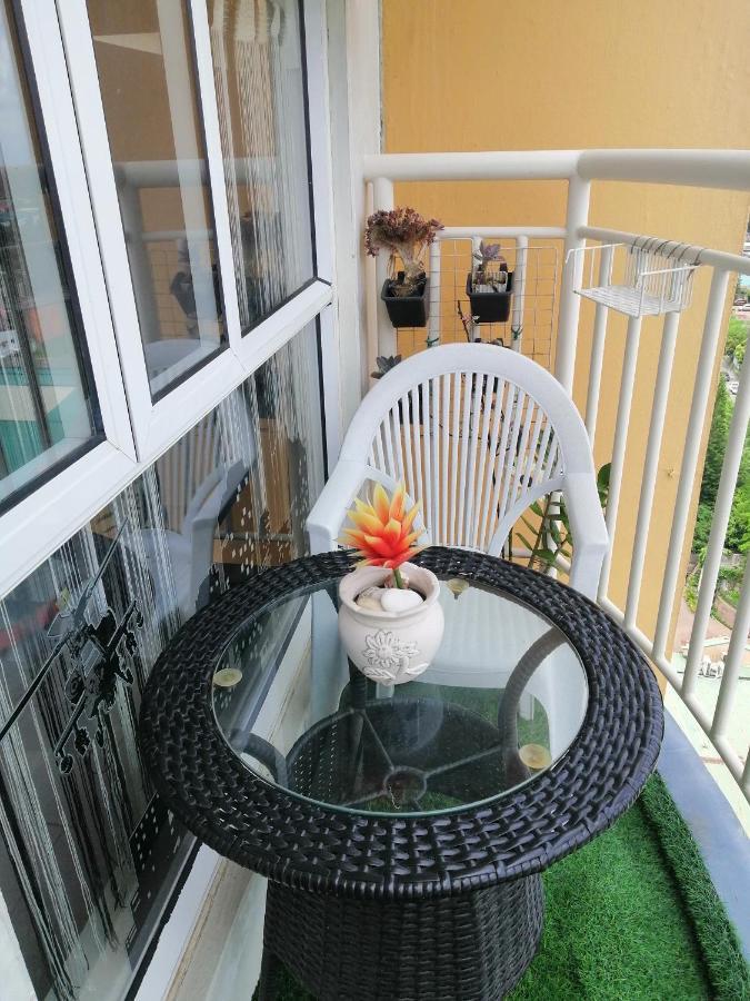 Evelyn'S Place With Overlooking Tagaytay City Exterior foto